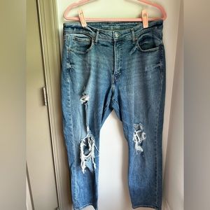 Straight leg curvy distressed jeans